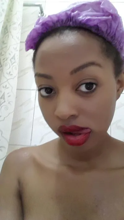 Anita Fabiola Bathroom Nude Photo