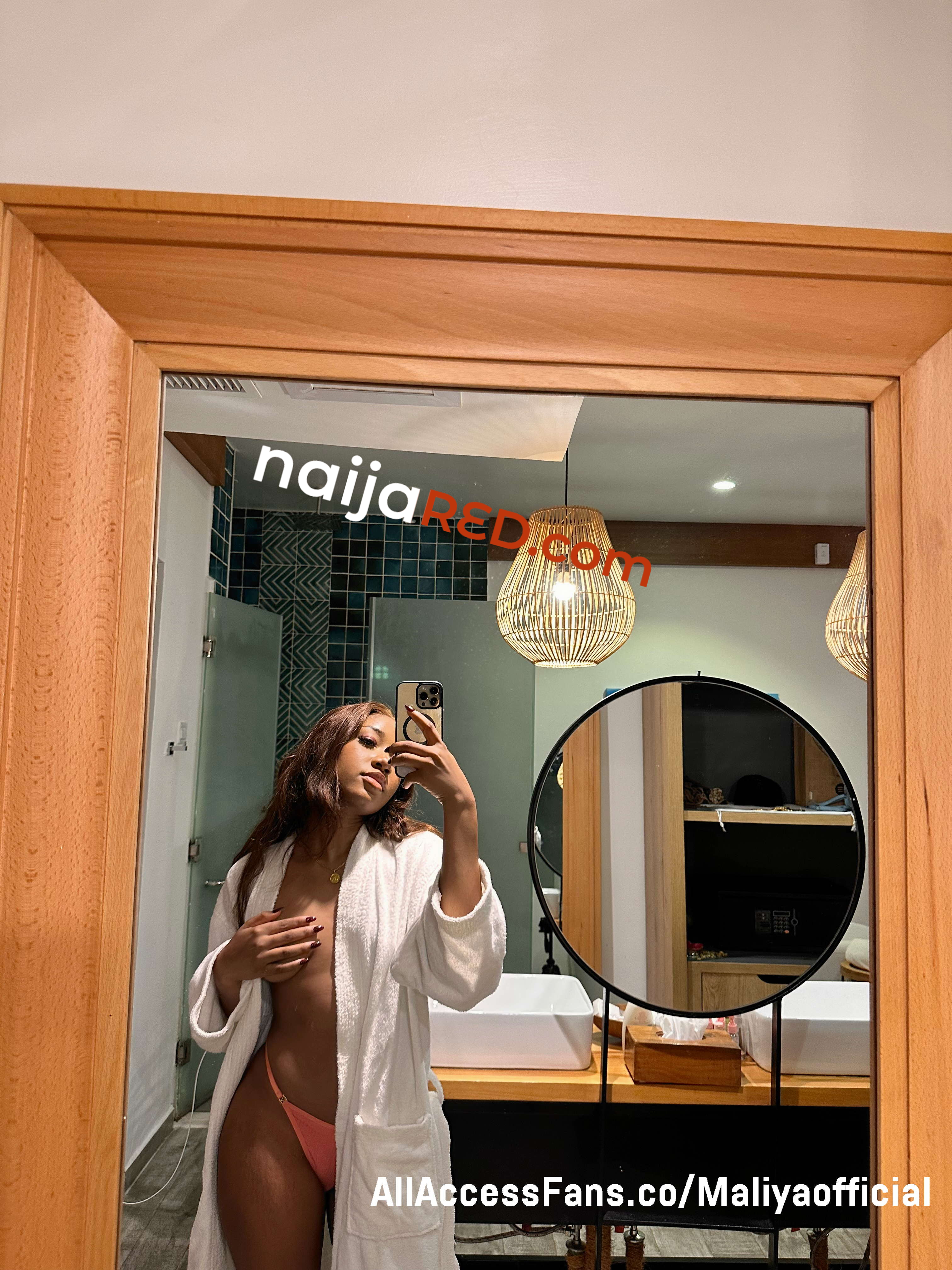 Maliyaofficial Sexy Photos